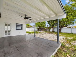 5425 SW 112th Ave, Miami FL 33165