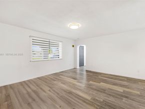 5425 SW 112th Ave, Miami FL 33165