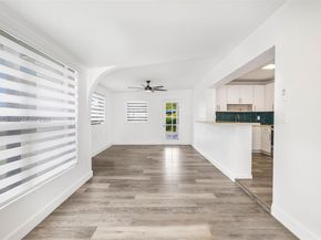 5425 SW 112th Ave, Miami FL 33165