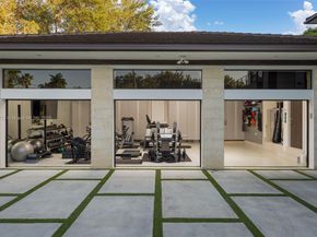 6850 SW 73rd Ct, Miami FL 33143