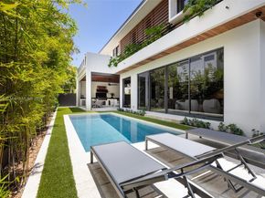 2905 Washington St, Miami FL 33133