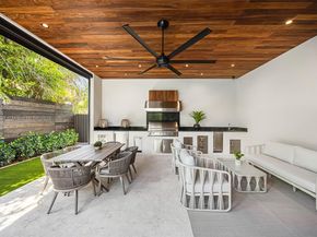 2905 Washington St, Miami FL 33133
