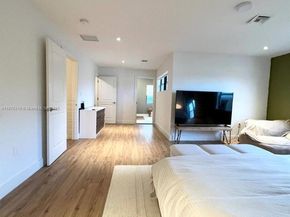 808 SW 29th St, Fort Lauderdale FL 33315