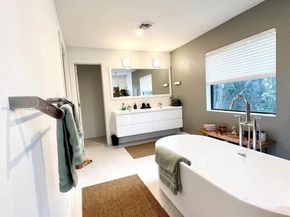 808 SW 29th St, Fort Lauderdale FL 33315