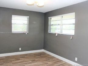 1060 NW 44, Oakland Park FL 33309