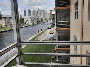 3551 NE 169 st 310, North Miami Beach FL 33160