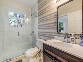 11461 SW 93rd St, Miami FL 33176