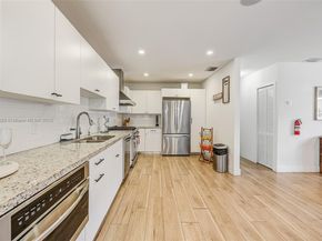 11461 SW 93rd St, Miami FL 33176