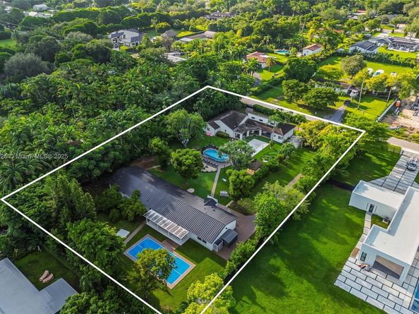 11461 SW 93rd St, Miami FL 33176