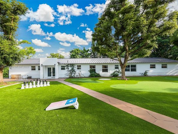 11461 SW 93rd St, Miami FL 33176