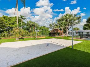 11461 SW 93rd St, Miami FL 33176