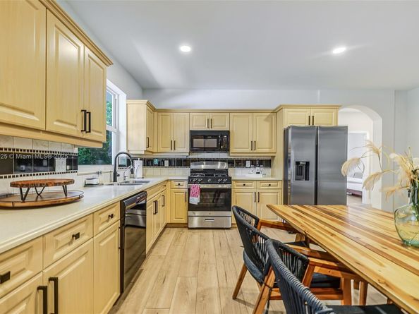11461 SW 93rd St, Miami FL 33176