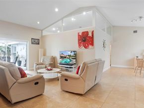 13310 NW 11th Ln, Sunrise FL 33323