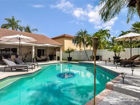 13310 NW 11th Ln, Sunrise FL 33323