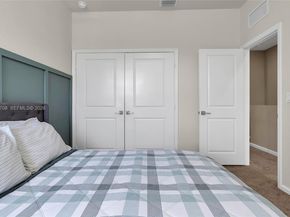 2819 NW 181st St, Miami Gardens FL 33056