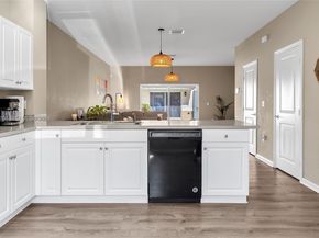 2819 NW 181st St, Miami Gardens FL 33056