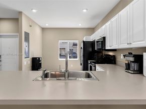 2819 NW 181st St, Miami Gardens FL 33056