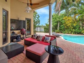 17931 Lake Azure Way, Boca Raton FL 33496
