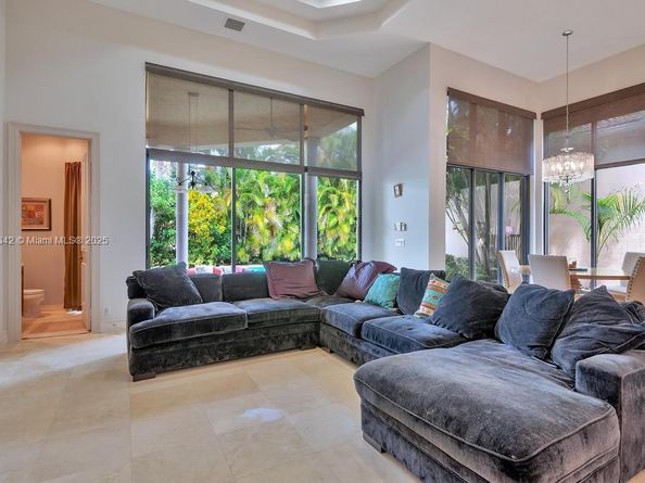 17931 Lake Azure Way, Boca Raton FL 33496