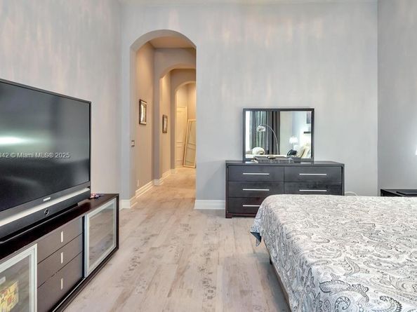17931 Lake Azure Way, Boca Raton FL 33496