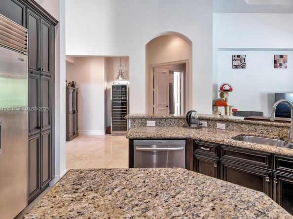 17931 Lake Azure Way, Boca Raton FL 33496