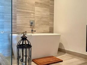 3300 NE 188th St LPH11, Aventura FL 33180