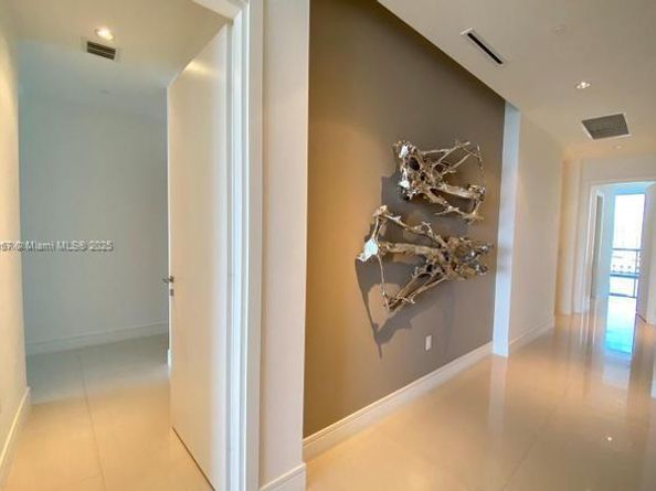 3300 NE 188th St LPH11, Aventura FL 33180