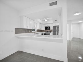 7911 SW 9th St, North Lauderdale FL 33068