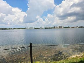 116 Lake Emerald Dr 109, Oakland Park FL 33309