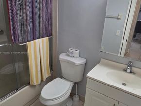 116 Lake Emerald Dr 109, Oakland Park FL 33309