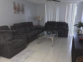 116 Lake Emerald Dr 109, Oakland Park FL 33309