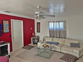 22 Crossings Cir E, Boynton Beach FL 33435