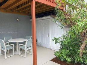 22 Crossings Cir E, Boynton Beach FL 33435