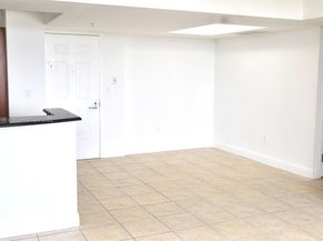 3232 SW 22nd Ter 1008, Miami FL 33145
