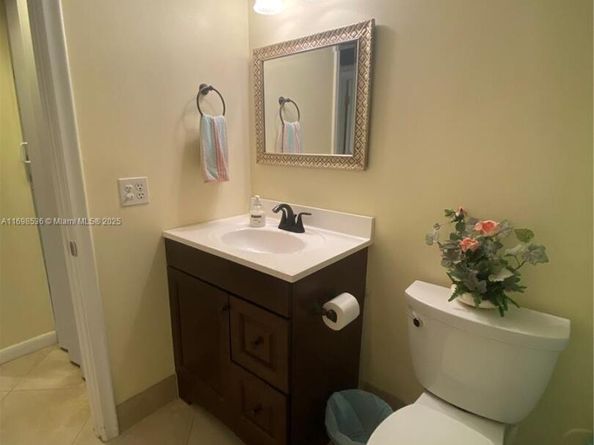 901 SW 128th Ter 103A, Pembroke Pines FL 33027
