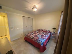 901 SW 128th Ter 103A, Pembroke Pines FL 33027