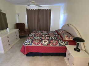 901 SW 128th Ter 103A, Pembroke Pines FL 33027