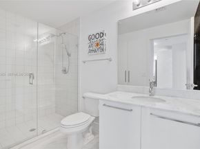 888 Biscayne Blvd 2404, Miami FL 33132