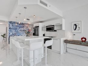 888 Biscayne Blvd 2404, Miami FL 33132