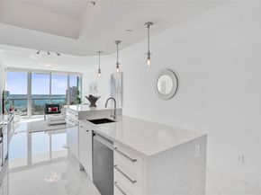 888 Biscayne Blvd 2404, Miami FL 33132