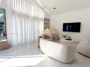 3340 SW 50th St, Hollywood FL 33312