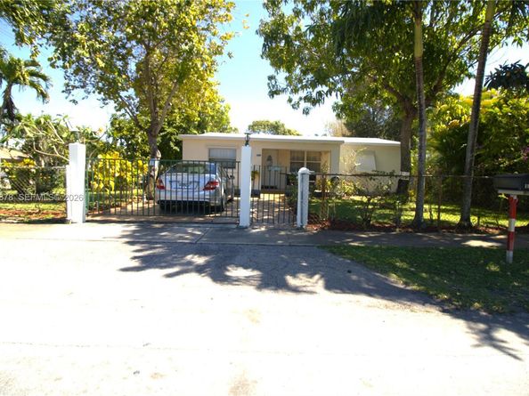 1142 NW 2nd Ave, Fort Lauderdale FL 33311