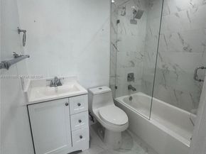 8262 NW 5th Ln 396, Miami FL 33126