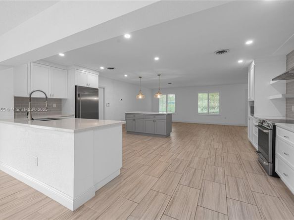 17990 SW 296th St, Homestead FL 33030