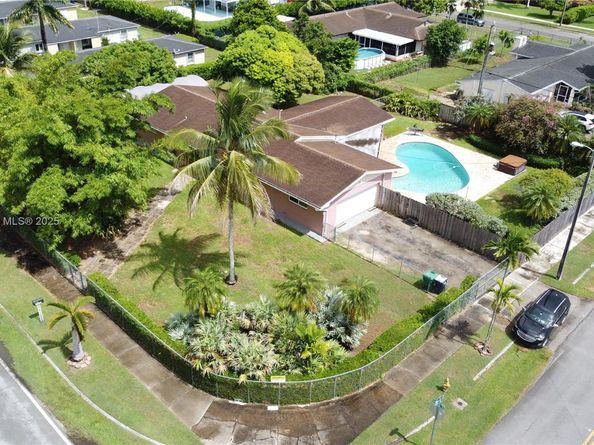 17990 SW 296th St, Homestead FL 33030