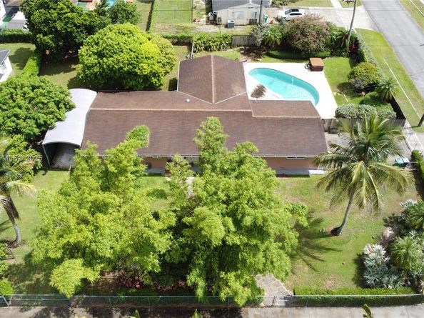17990 SW 296th St, Homestead FL 33030