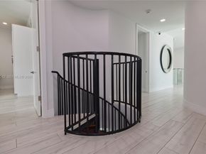 3368 NE 169th St, North Miami Beach FL 33160