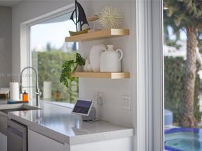 3368 NE 169th St, North Miami Beach FL 33160