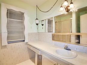 721 Atlantic Shores Blvd 212, Hallandale Beach FL 33009