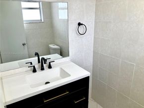 4270 NW 40th St 103, Lauderdale Lakes FL 33319